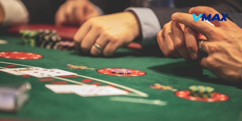 Hướng Dẫn Cách Chơi Poker Hiệu Quả - Bí Quyết Từ Vmax 4 Kinh nghiệm cách chơi Poker hiệu quả từ người chơi lâu năm